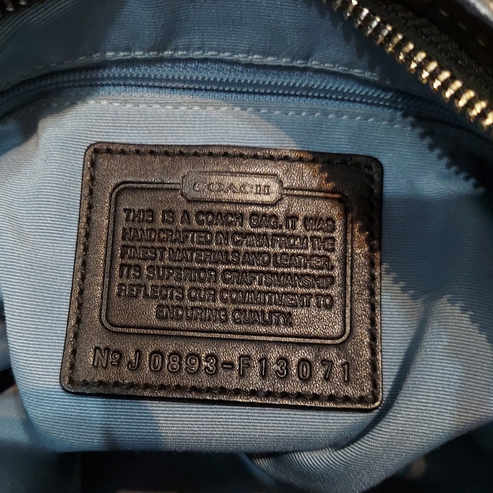 Coach Y2K Hampton Jacquard & Leather Zip Shoulder Bag EUC - Picture 11 of 13